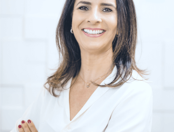 DRA. SIMONE DE ANDRADE  CANABARRO