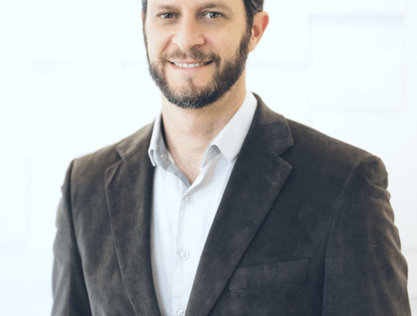 DR. FABIO LUÍS LAZZARI